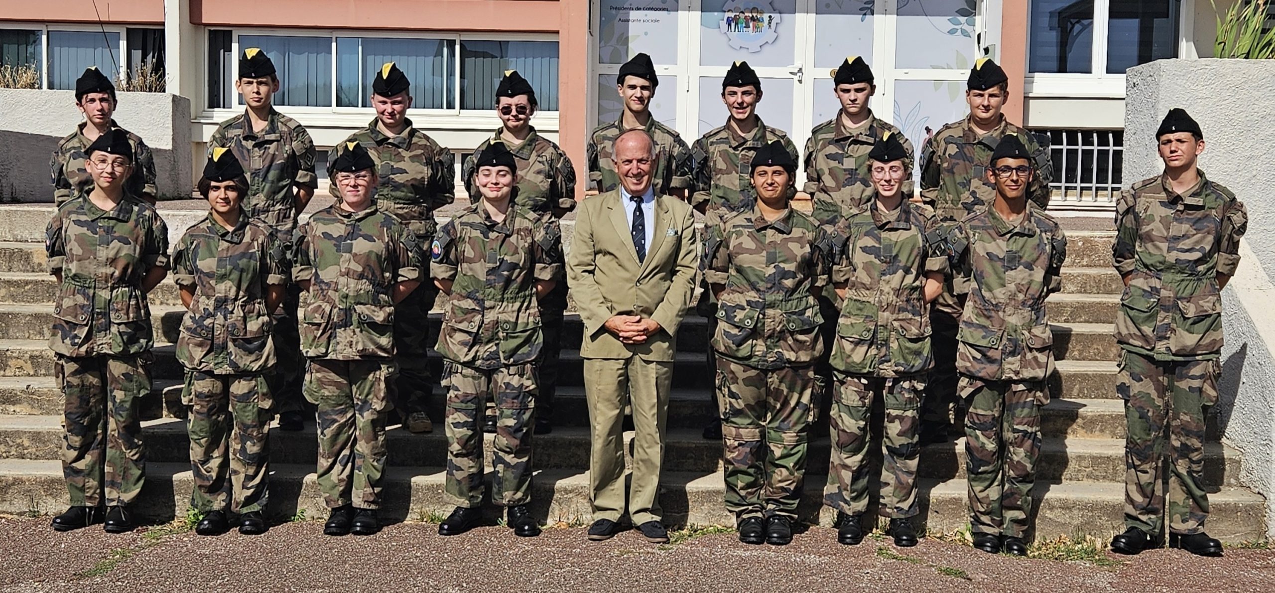 cadets de la défense - cérémonie des calots